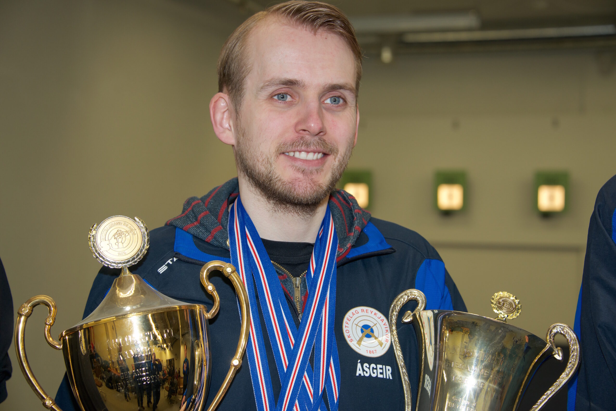 2015loftislmkaasgeir