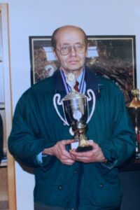 Carl Johan Eiríksson er látinn